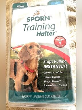 Sporn Training Halter No Pull Dog Harness -Sz Small Neck 9-12”
W/Sherpa Blue NEW